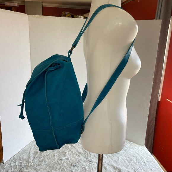 El Market Colombia Small Blue Leather Back Pack main image 15